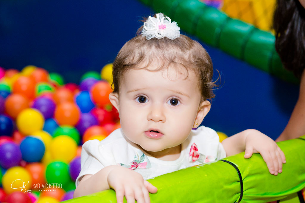 festa infantil, decoração. menina, irmãs, moranguinho, moranguinho-baby, rosa, vermelho,  colorido, cores, diversão, aniversário, vitória-es, família, brincadeira, 