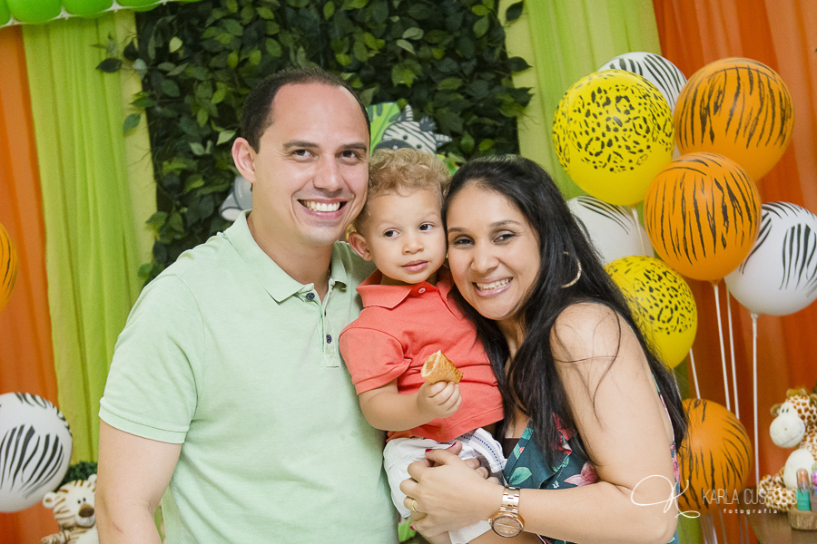 Aniversário, amigos, família, festa, bday, festa infantil, aniversário infantil, criança, alegria, decoração, selva, floresta, animais, leão, bolo, girafa, doces, hipopotamo