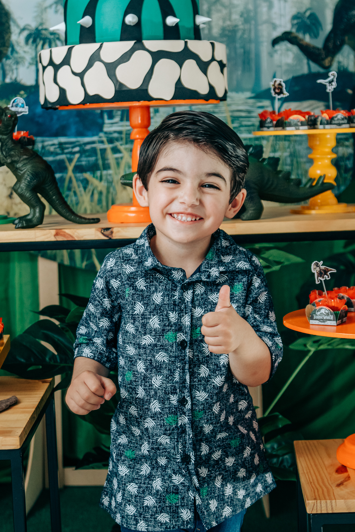 Fotógrafa fotografo de festa infantil aniversário florianópolis são josé palhoça biguaçu sc tema dinossauro decoração