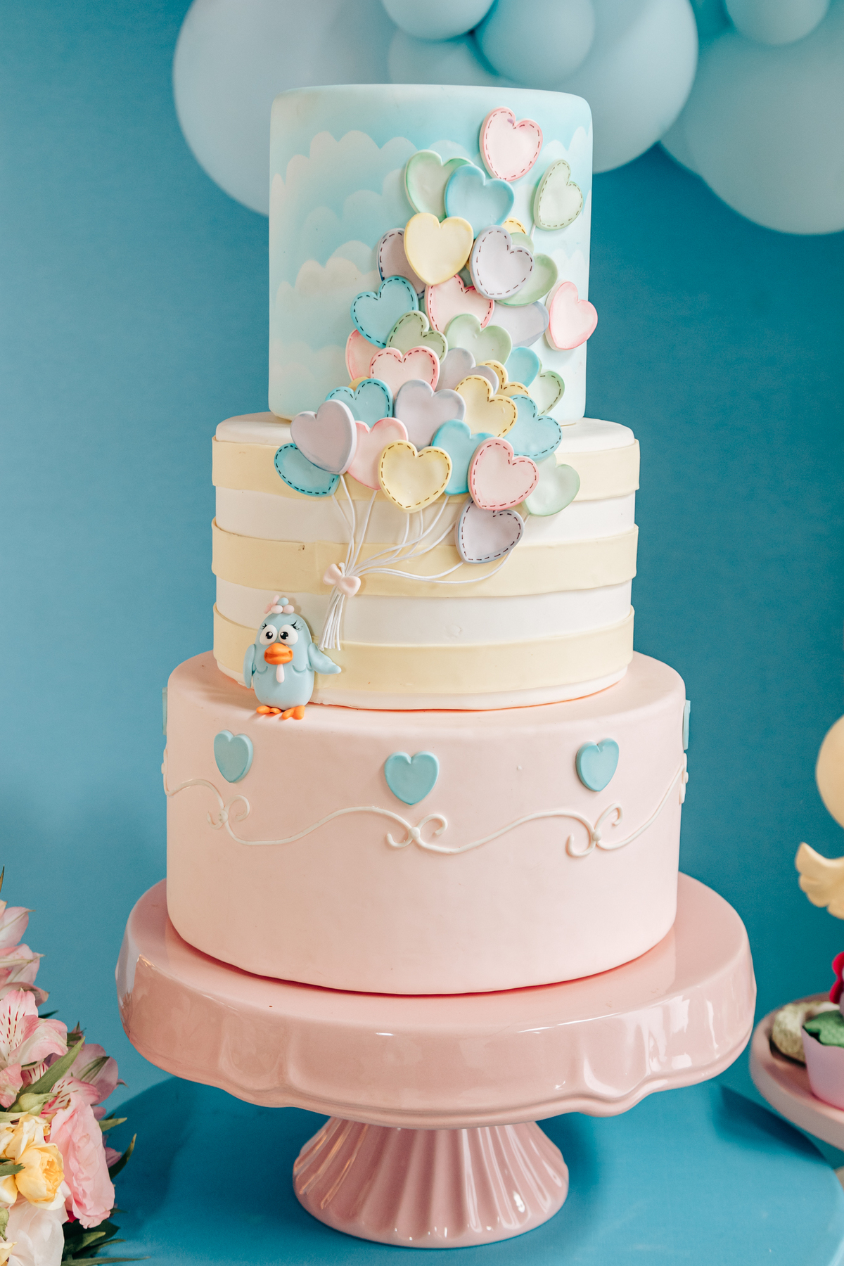 Aniversário infantil decoração luxo galinha pintadinha 1 ano em florianopolis sc scotti produções fotografa thayane peters fotografia especializada em familias