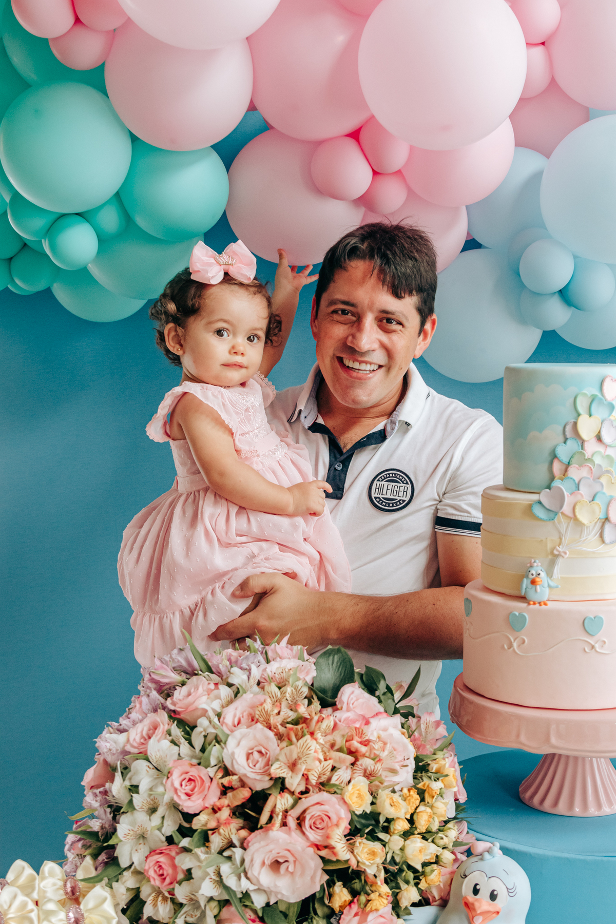 Aniversário infantil decoração luxo galinha pintadinha 1 ano em florianopolis sc scotti produções fotografa thayane peters fotografia especializada em familias doces personalizados