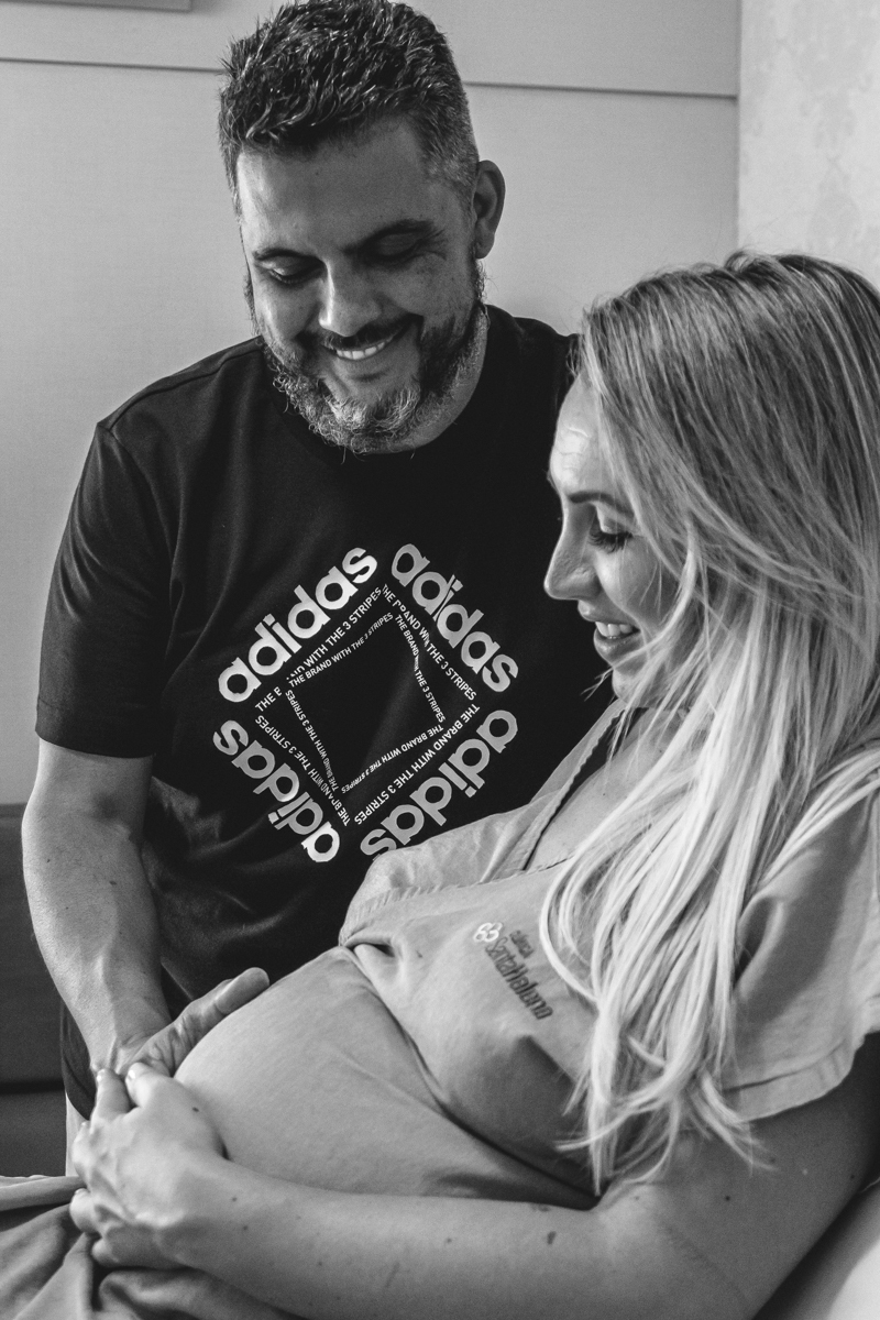 Fotografia e video de parto cesárea na clinica maternidade Santa Helena em florianópolis fotografa palhoça Thayane Peters Fotografia especializada em 