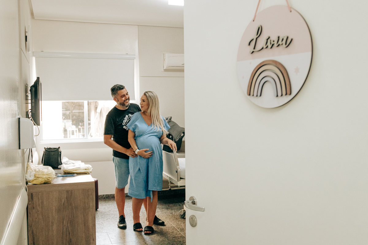 Fotografia e video de parto cesárea na clinica maternidade Santa Helena em florianópolis fotografa palhoça Thayane Peters Fotografia especializada em 