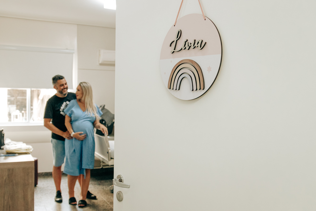 Fotografia e video de parto cesárea na clinica maternidade Santa Helena em florianópolis fotografa palhoça Thayane Peters Fotografia especializada em 