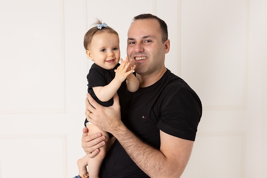 ensaio família, fotos de família em estúdio, fotografia de pais e filhos, retratos de família, foto de mãe e filhos, foto de pai e filhos, foto de mãe e pai com filhos, ensaio fotográfico de família, sessão de fotos em família , fotos de irmãs, 