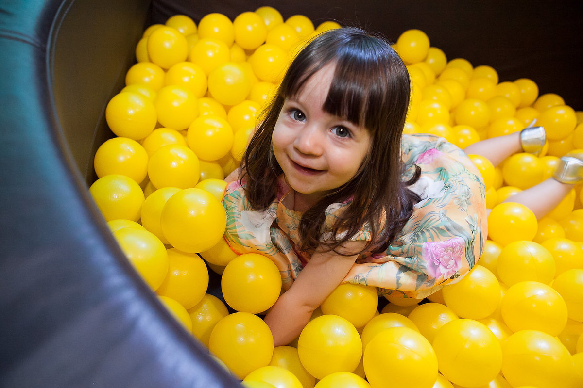 festa de menina , a bela e a fera , buffet Miniland, 