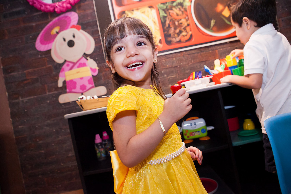 festa de menina , a bela e a fera , buffet Miniland, 