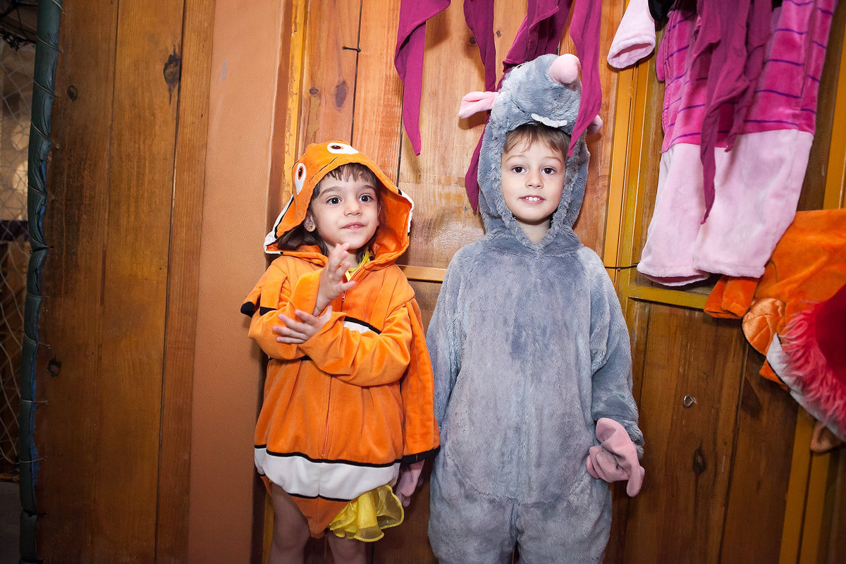 festa de menina , a bela e a fera , buffet Miniland, 