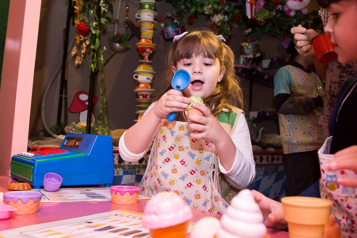 aniversário de menina, buffet miniland, tatuapé, festa de 5 anos, buffet infantil , tema LOL 