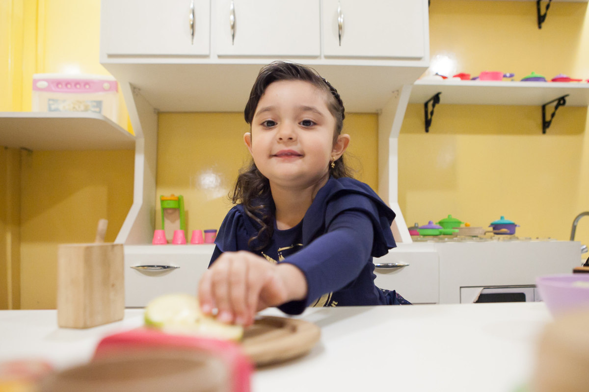 disney, espaço florescer eventos, buffet infantil, familia comemorando aniversário, aniversariante