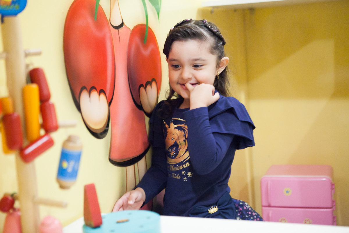 disney, espaço florescer eventos, buffet infantil, familia comemorando aniversário, aniversariante