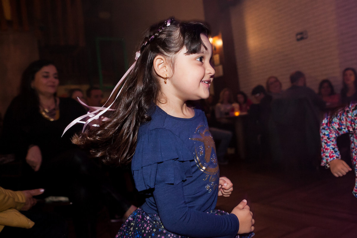 disney, espaço florescer eventos, buffet infantil, familia comemorando aniversário, aniversariante, 