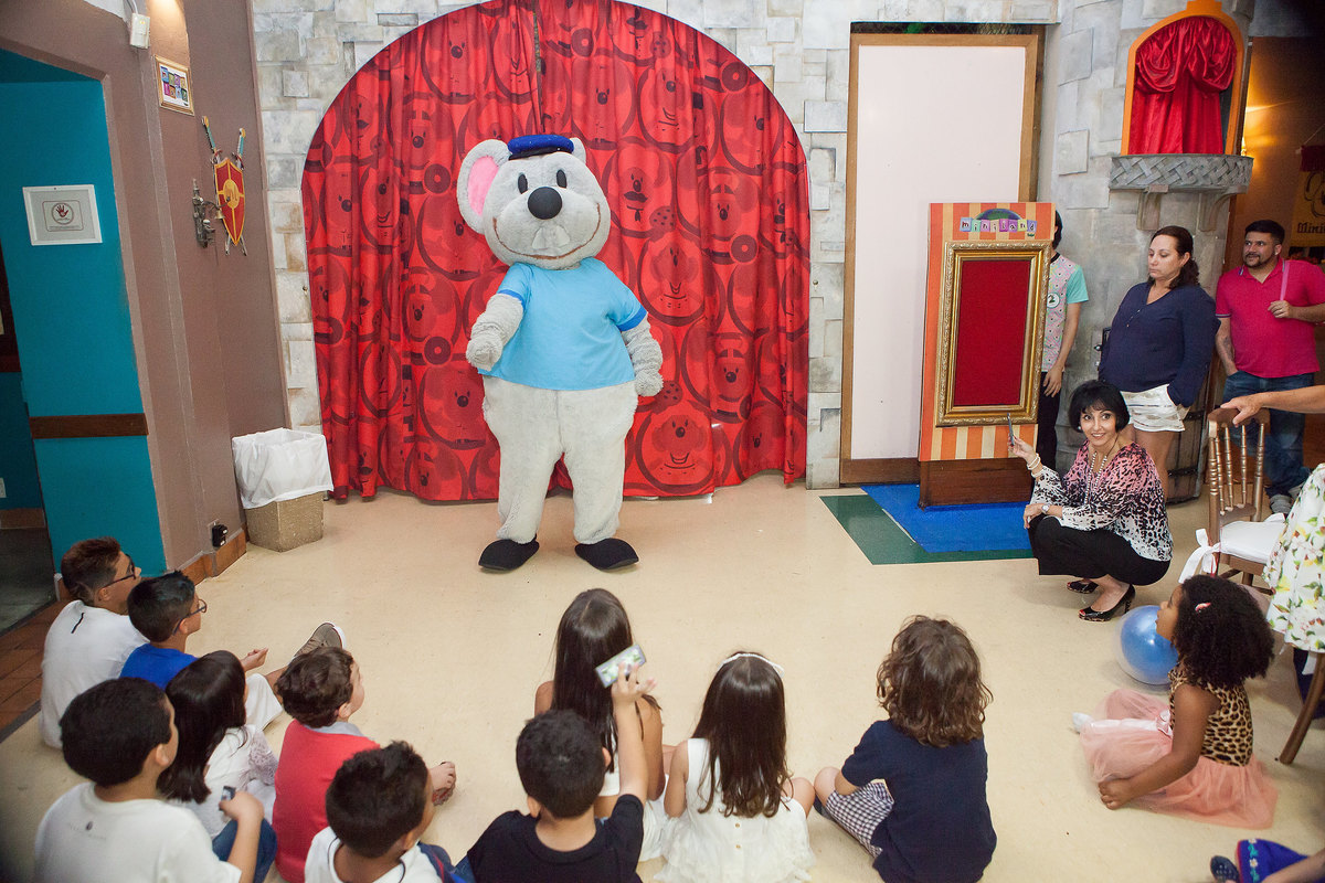 festa infantil no buffet miniland, tema soldadinho de chumbo, aniversário de um ano, tema diferente, londres, britânico, família reunida,  criança brincando