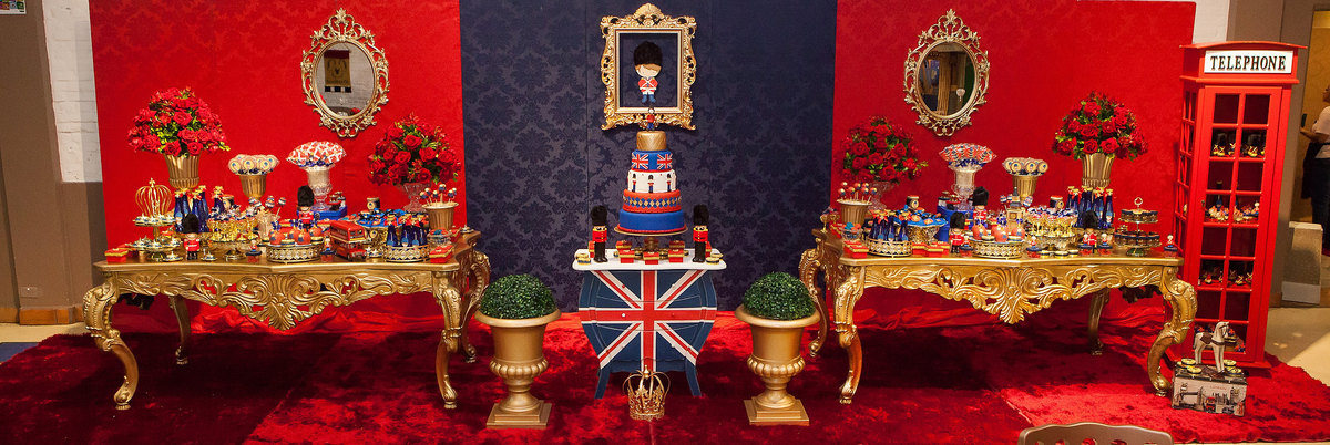 aniversário de um ano, tema diferente, londres, britânico, família reunida,  criança brincando, decoração marcia colonese, 