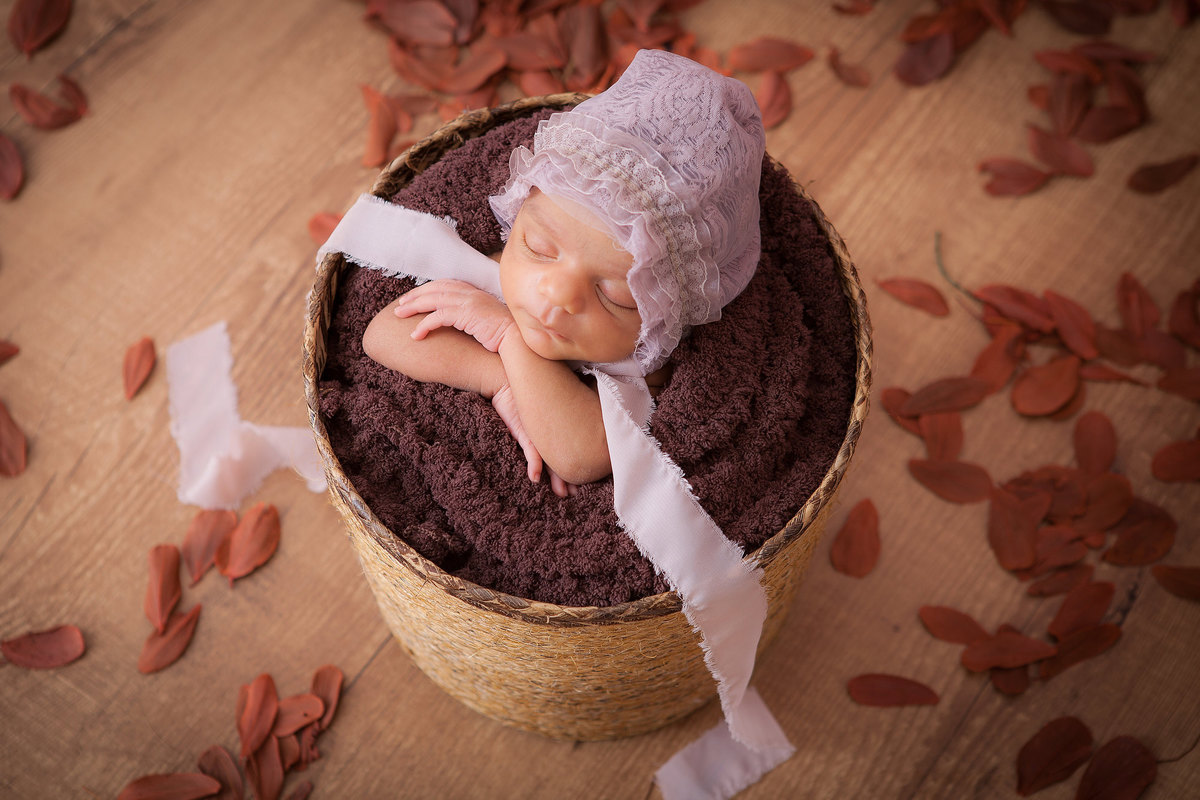 Ensaio newborn, foto de recem-nascido, bebê, foto de família, leão Studio, bebezinho, foto de recem-nascido, soninho 