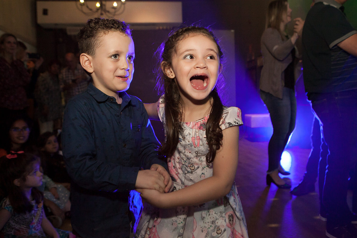 festa infantil , buffet Planeta kids, Tatuapé, aniversário de menina, Disney Cinderela, fachada Letrix , fotografo de festa infantil , família , 4 anos, fotos leão Studio, Flávio Leão , festolândia show, personagens disney 