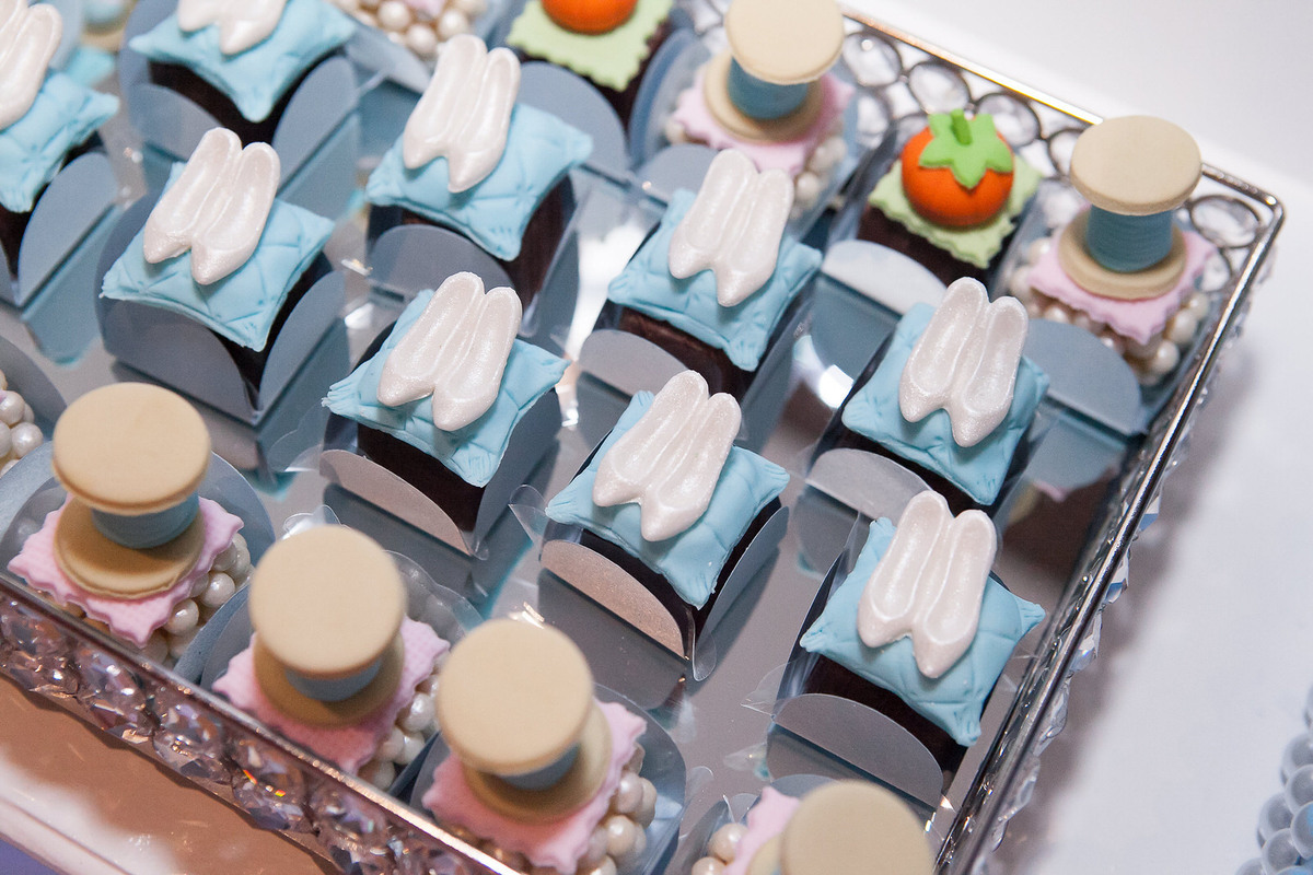 festa infantil , buffet Planeta kids, Tatuapé, aniversário de menina, Disney Cinderela , fotografo de festa infantil , família , 4 anos, fotos leão Studio, Flávio Leão , hora do parabéns , lu chocolates , bolos de luxo