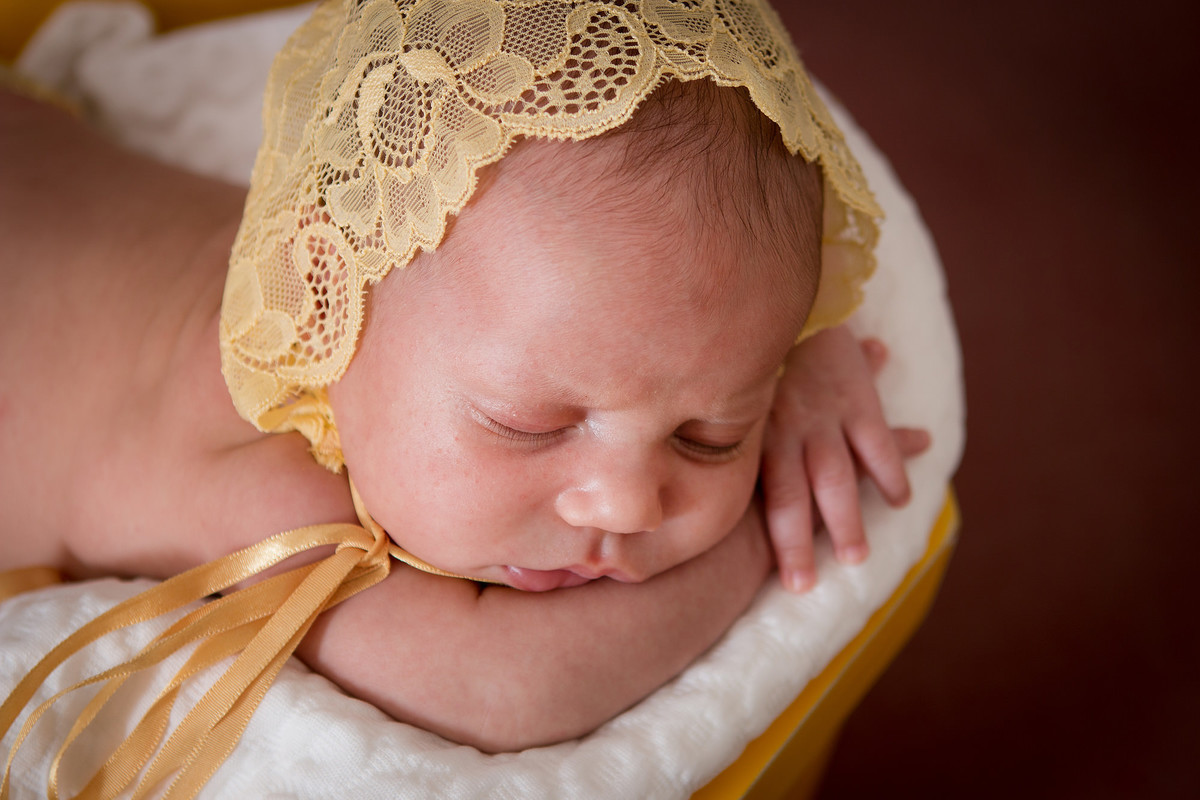 n, bebê dormindo, leão studio , flavio leão, props para bebê, balde amarelo