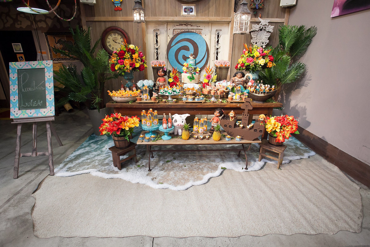 festa menina, buffet Miniland, aniversário de 4 anos, festa divertida, tatuapé, brinquedos educativos , moana , decoração infantil , marcia colonese