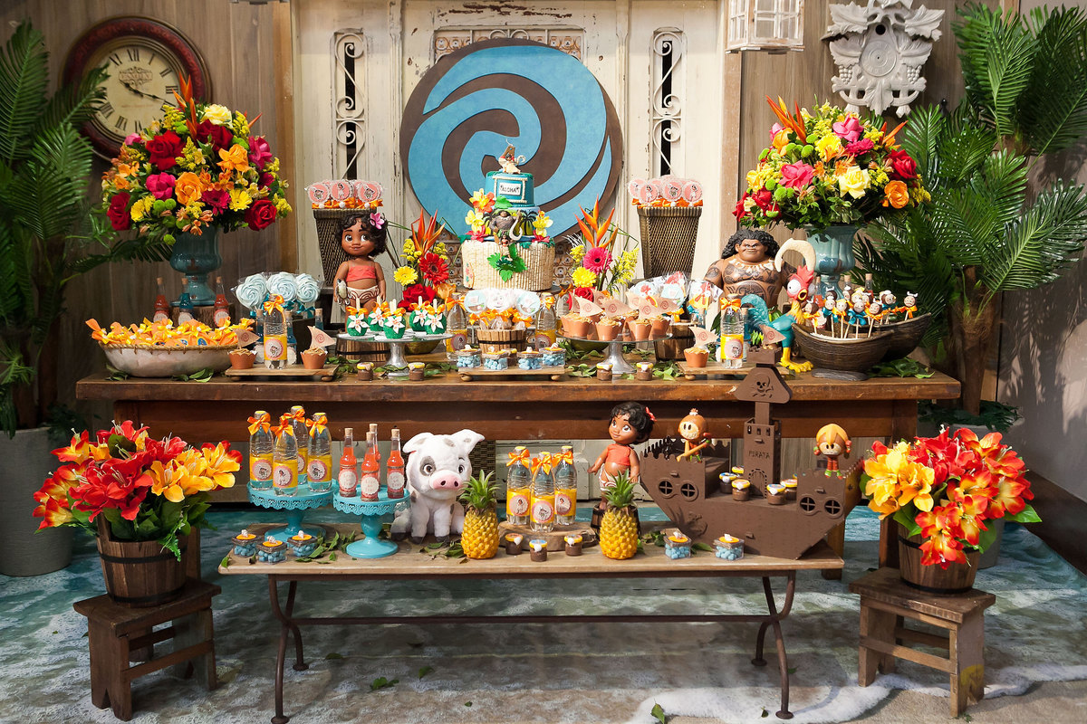 festa menina, buffet Miniland, aniversário de 4 anos, festa divertida, tatuapé, brinquedos educativos , moana , decoração infantil , marcia colonese