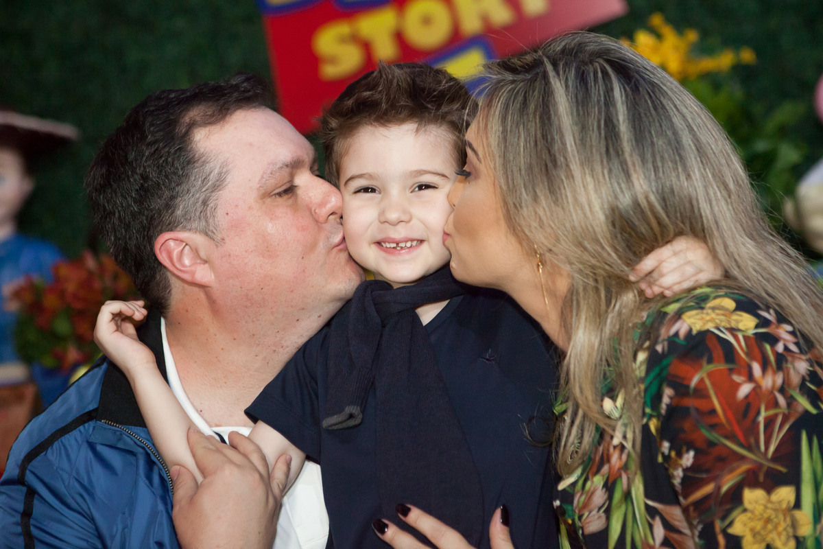 festa de aniversário em buffet infantil , planeta kids , são paulo, tatuapé, 5 anos, fotografo de festa infantil, fotografo de criança, 5 anos, tema toy story, decoração vivo desejo , leão studio, flávio leão
