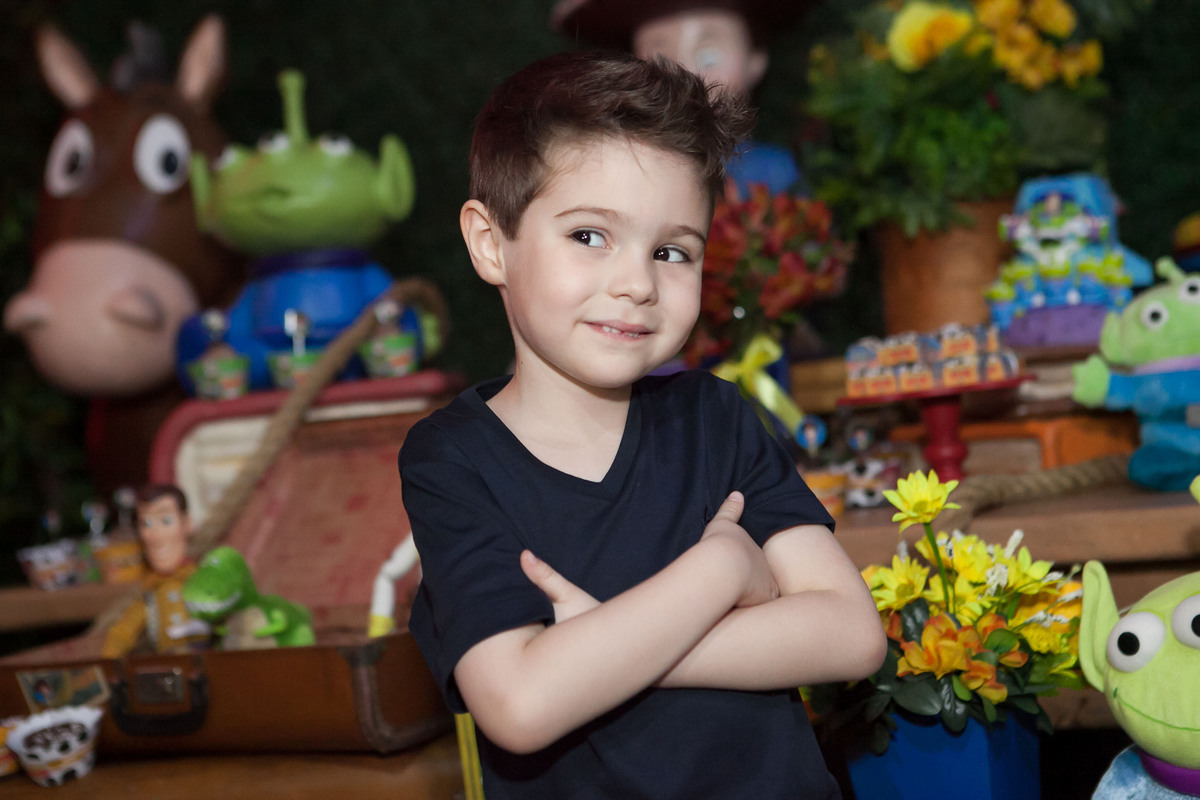 festa de aniversário em buffet infantil , planeta kids , são paulo, tatuapé, 5 anos, fotografo de festa infantil, fotografo de criança, 5 anos, tema toy story, decoração vivo desejo , leão studio, flávio leão