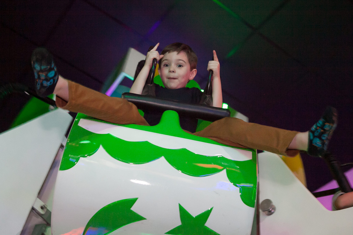 festa de aniversário em buffet infantil , planeta kids , são paulo, tatuapé, 5 anos, fotografo de festa infantil, fotografo de criança, 5 anos, tema toy story , leão studio, flávio leão