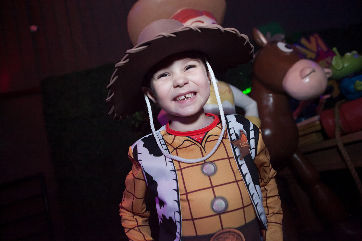 festa de aniversário em buffet infantil , planeta kids , são paulo, tatuapé, 5 anos, fotografo de festa infantil, fotografo de criança, 5 anos, tema toy story, decoração vivo desejo , leão studio, flávio leão