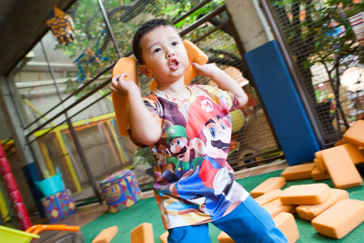 festa infantil, aniversário de menino 4 anos, tema mario bros, Buffet Miniland Pinheiros , brinquedos educativos , leão studio, flávio leão fotografo