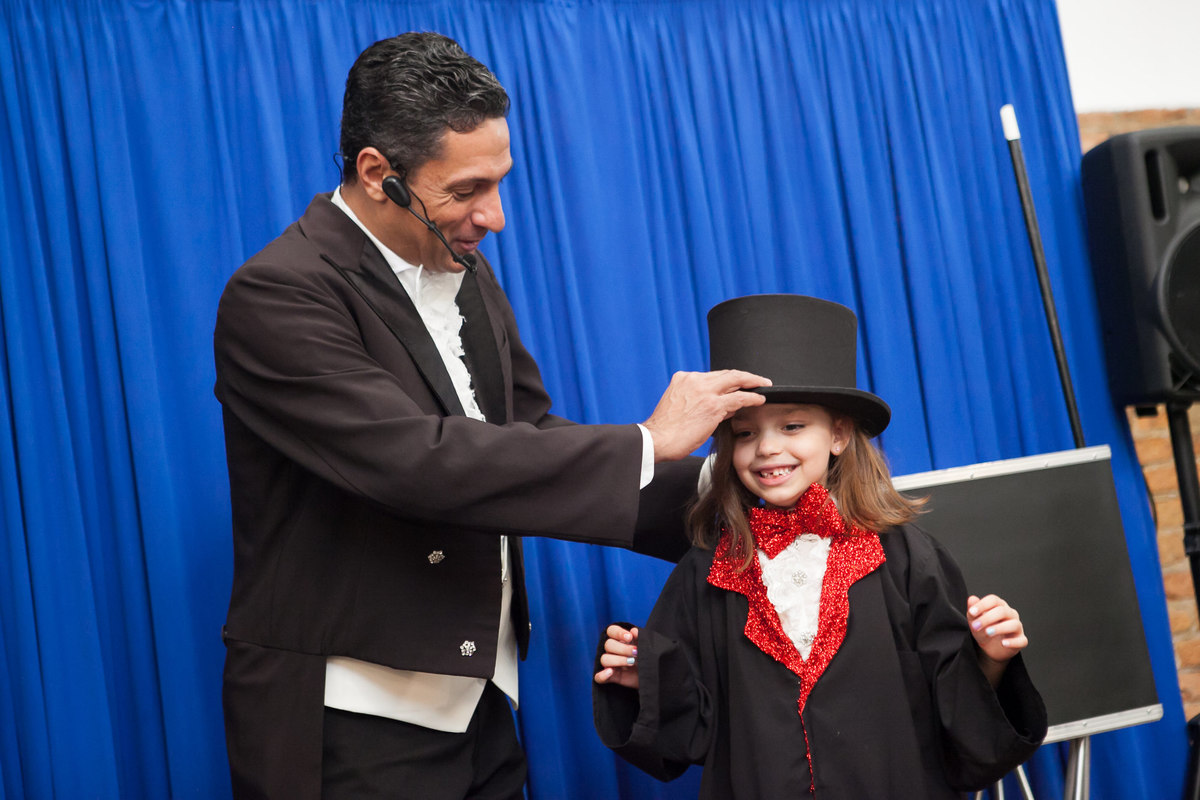 festa de menina, aniversário de 7 anos, espaço buticabeira, comemorando aniversário, festa infantil, fotógrafo de festa infantil, fotografia de criança, leão studio, estúdio fotográfico na mooca, flávio leão, família comemorando aniversário, mágica