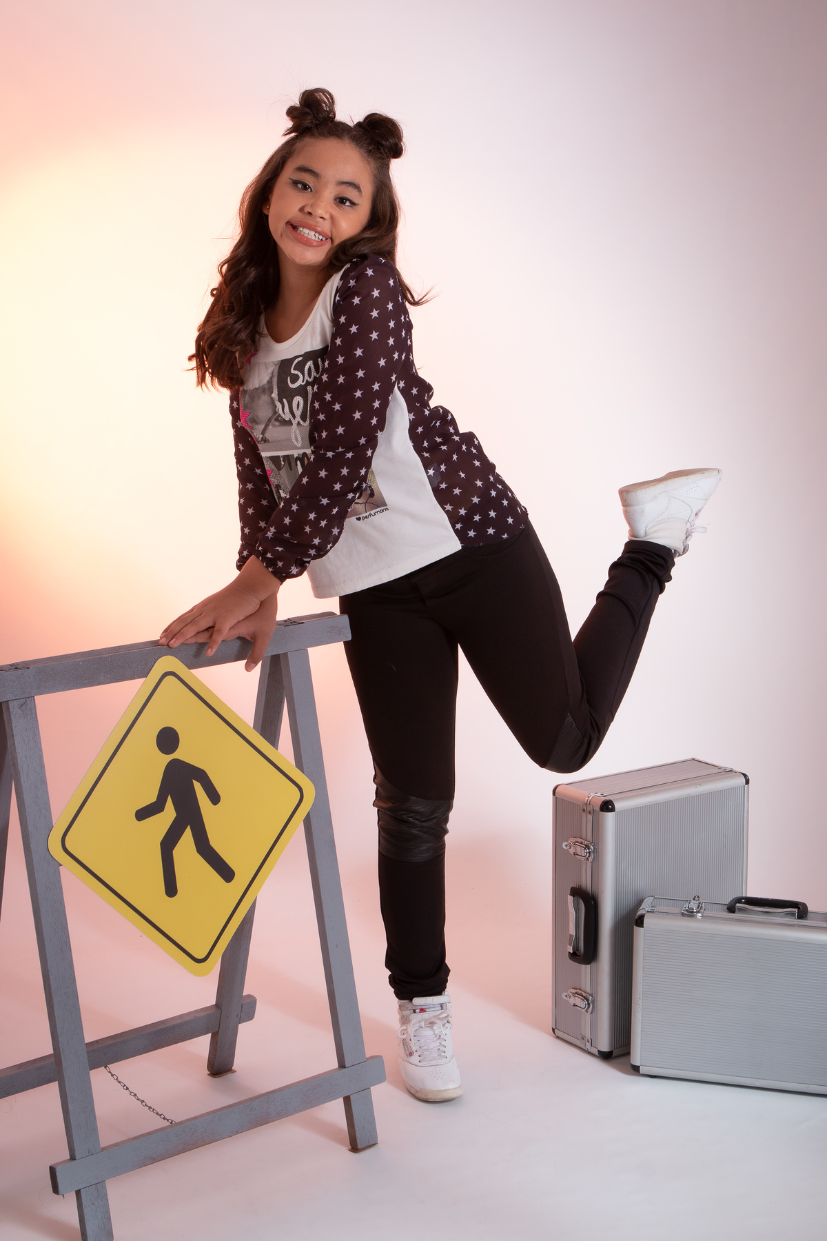 ensaio fotográfico editorial kids, fotografo de criança, estúdio fotografia mooca, estudio fotografia tatuape, moda teen, estilo kids, moda menina, moda infantil, leaostudio, leão studio