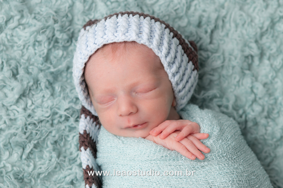 bebê dormindo, bebê recem nascido, fotografia de bebê dormindo, fotografia newborn com Yoda, ensaio fotografico newborn, newborn pics, newborn posing, sitter session, new mommy, mamae de primeira viagem, mãe coruja, gravidez, gestante, baby on the way