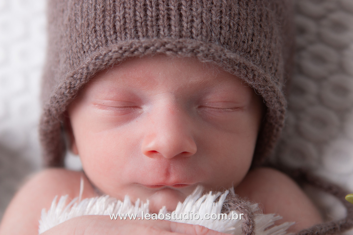 bebê dormindo, bebê recem nascido, fotografia de bebê dormindo, fotografia newborn com Yoda, ensaio fotografico newborn, newborn pics, newborn posing, sitter session, new mommy, mamae de primeira viagem, mãe coruja, gravidez, gestante, baby on the way