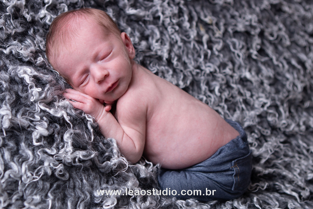 bebê dormindo, bebê recem nascido, fotografia de bebê dormindo, fotografia newborn com Yoda, ensaio fotografico newborn, newborn pics, newborn posing, sitter session, new mommy, mamae de primeira viagem, mãe coruja, gravidez, gestante, baby on the way