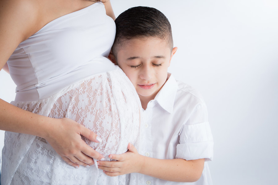 ensaio gestante moderno, ensaio gestante sp,  ensaio gestante com marido, ensaio gestante tatuapé. gestante, ensaio gestante mooca, ensaio gestante simples, mamãe de primeira viagem, ensaio gestante estúdio, ensaio gestante com filho
