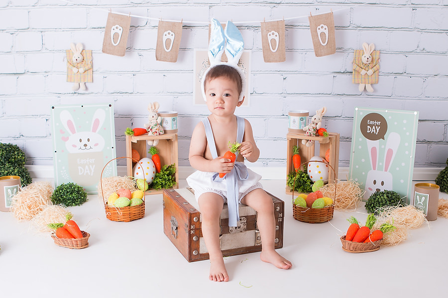 Ensaio de Criança temático de Páscoa , cenário de páscoa, ovo de chocolate, coelhinho da páscoa, quadros decorativos, clima de páscoa, ensaio de criança , fotografia de criança, fotografia de bebes, estudio fotografico na mooca, Leao studio, Flavio Leao