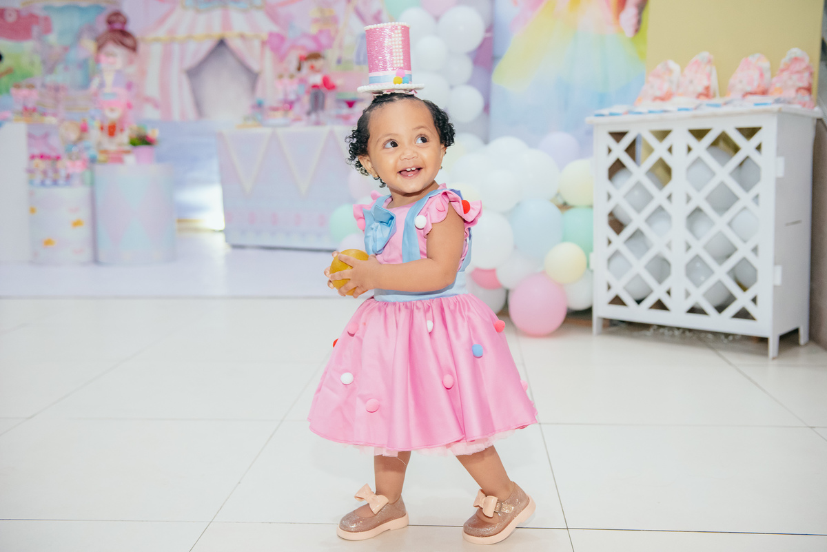 Smash the cake volta redonda barra mansa Fotografia Fotografo Festa Infantil 1 ano 1 aninho mamae papai ensaio aniversario  tictac festa salao