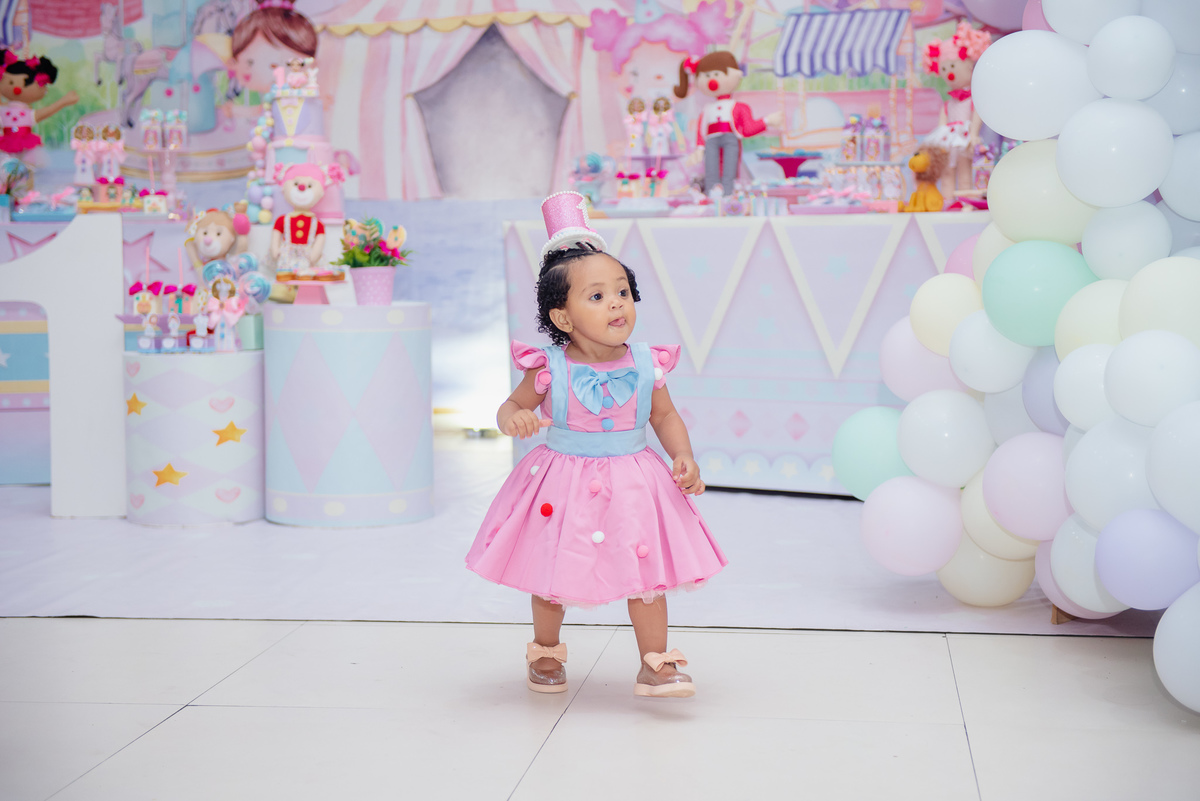 Smash the cake volta redonda barra mansa Fotografia Fotografo Festa Infantil 1 ano 1 aninho mamae papai ensaio aniversario  tictac festa salao