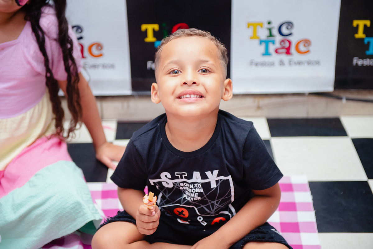 Smash the cake volta redonda barra mansa Fotografia Fotografo Festa Infantil 1 ano 1 aninho mamae papai ensaio aniversario  tictac festa salao