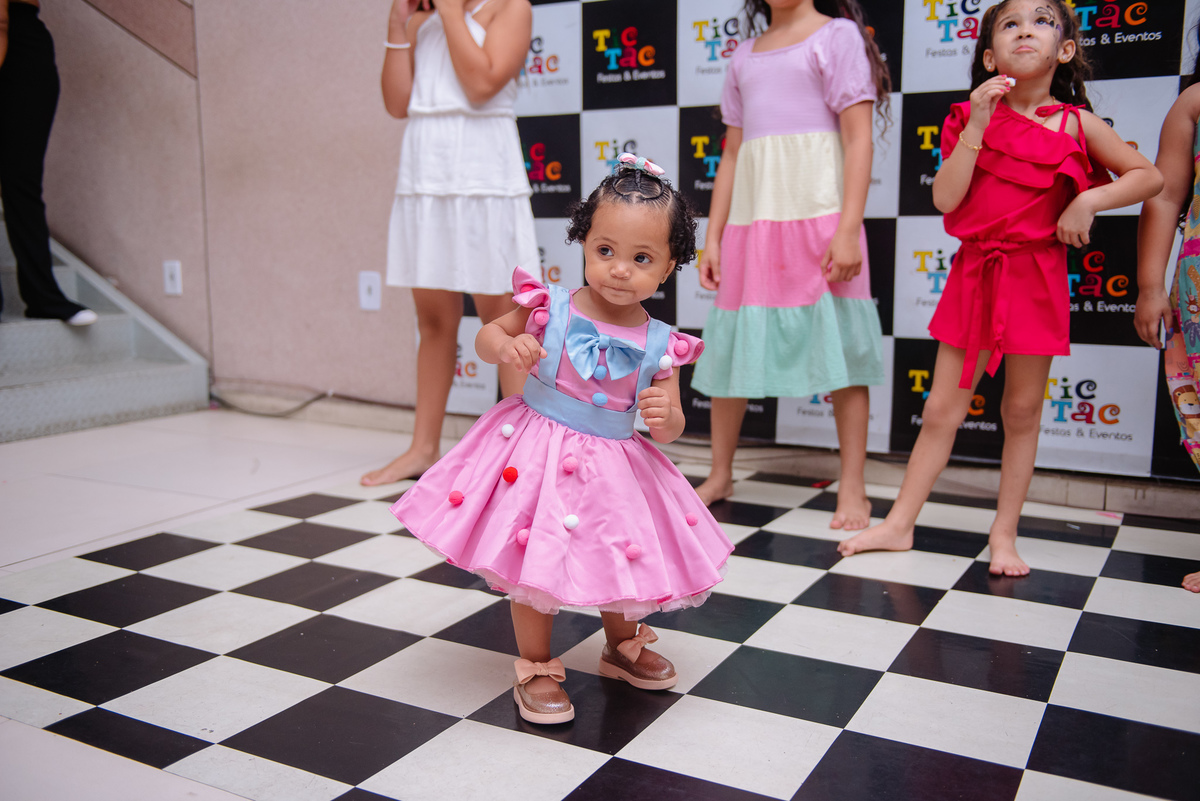 Smash the cake volta redonda barra mansa Fotografia Fotografo Festa Infantil 1 ano 1 aninho mamae papai ensaio aniversario  tictac festa salao