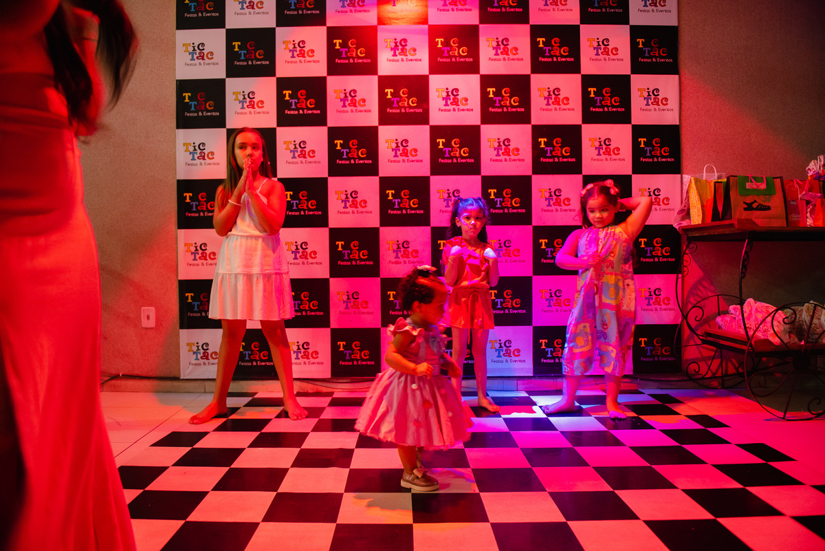 Smash the cake volta redonda barra mansa Fotografia Fotografo Festa Infantil 1 ano 1 aninho mamae papai ensaio aniversario  tictac festa salao