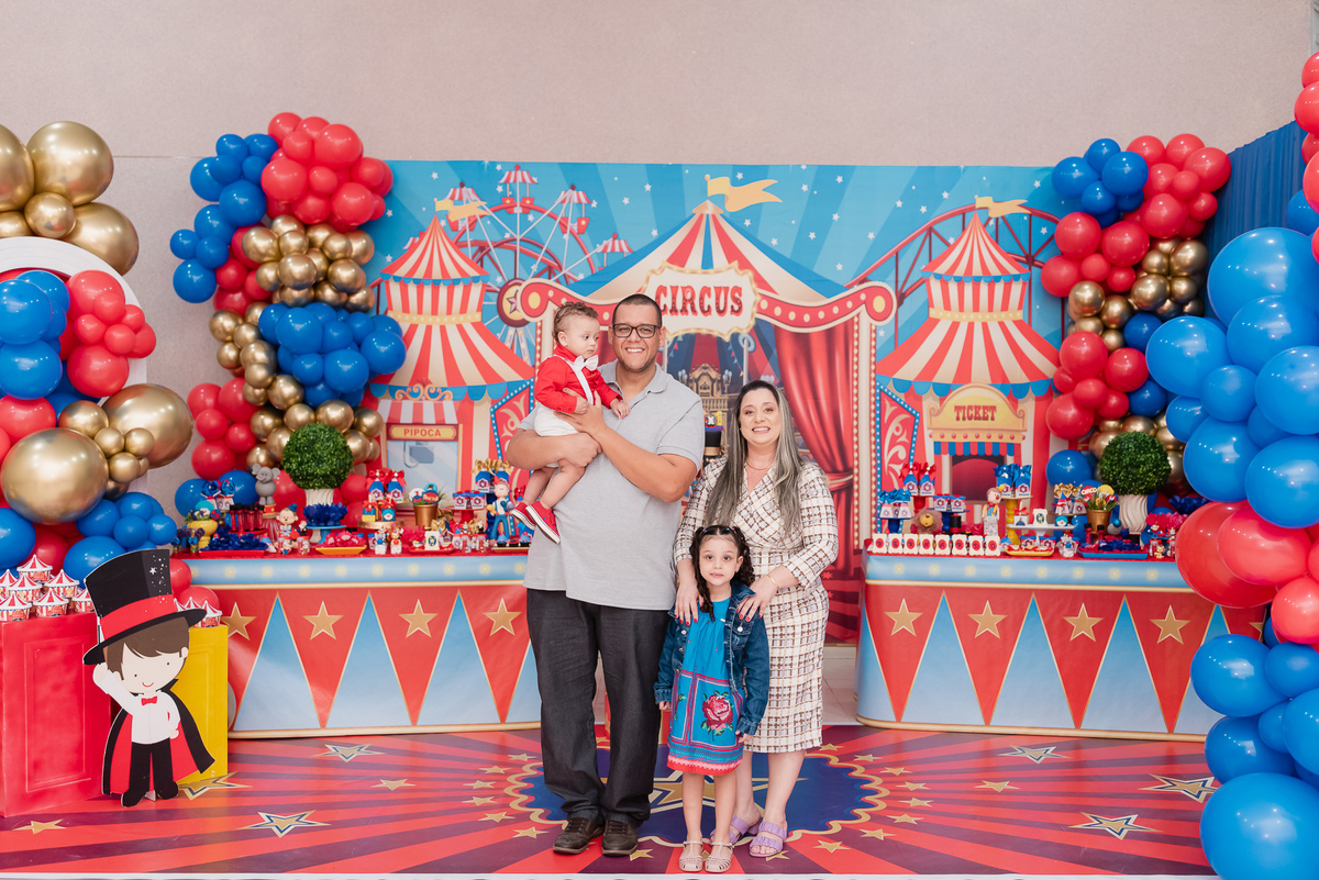 circo, palhaco, Smash the cake volta redonda barra mansa Fotografia Fotografo Festa Infantil 1 ano 1 aninho mamae papai ensaio aniversario  tictac festa salao