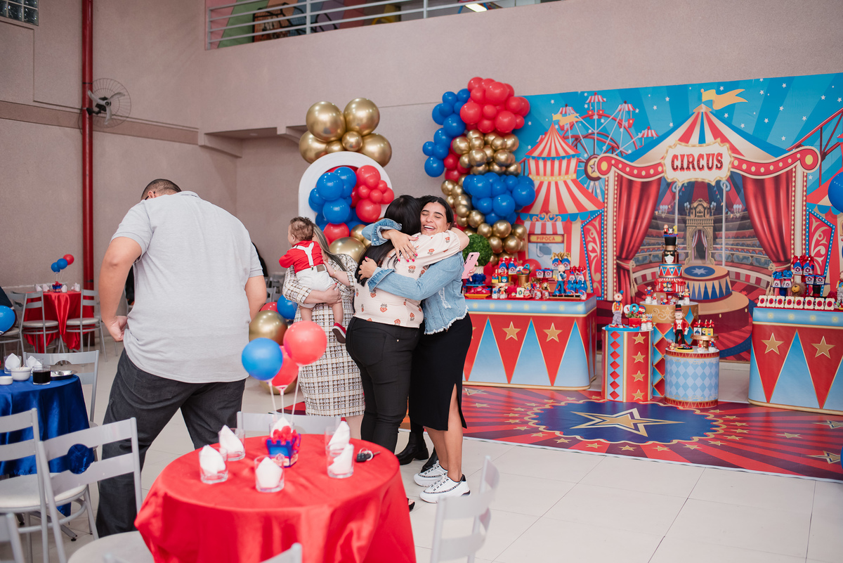 circo, palhaco, Smash the cake volta redonda barra mansa Fotografia Fotografo Festa Infantil 1 ano 1 aninho mamae papai ensaio aniversario  tictac festa salao