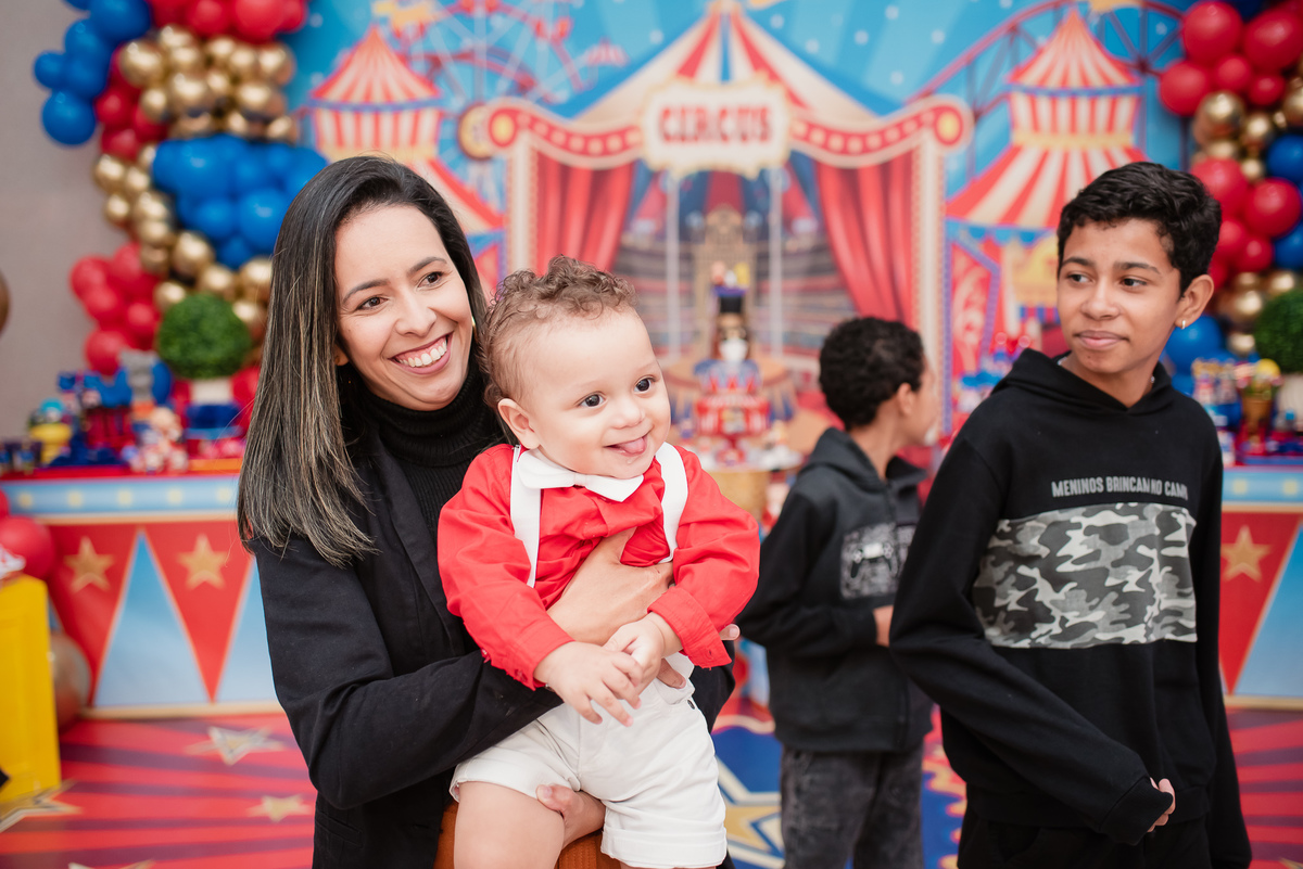 circo, palhaco, Smash the cake volta redonda barra mansa Fotografia Fotografo Festa Infantil 1 ano 1 aninho mamae papai ensaio aniversario  tictac festa salao