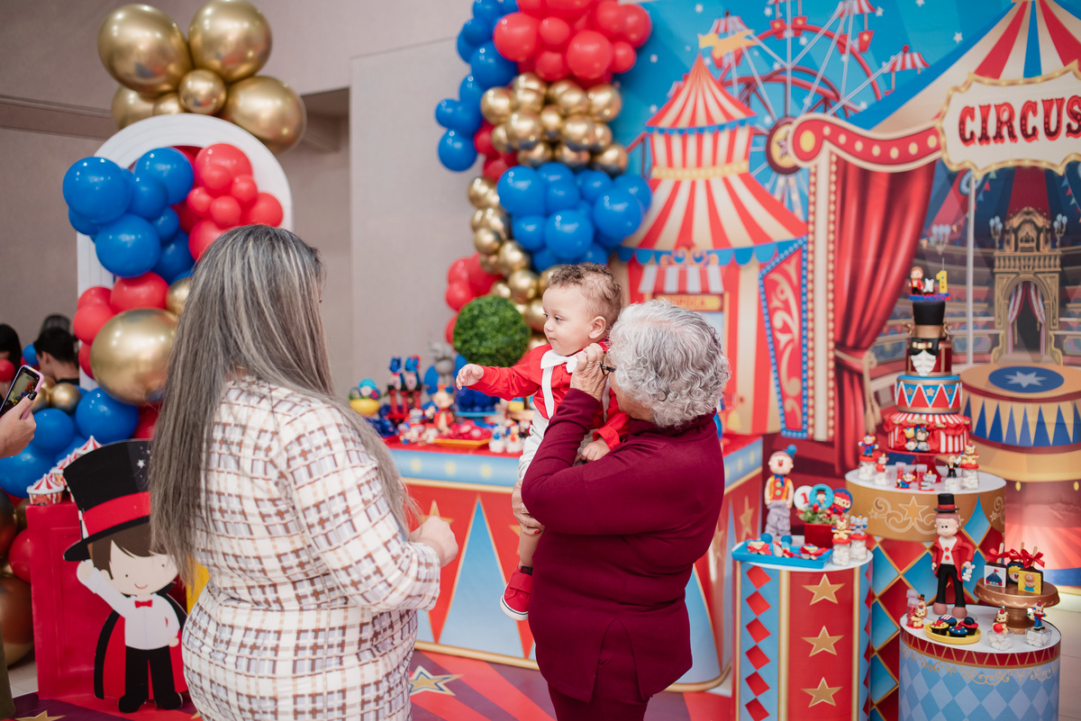circo, palhaco, Smash the cake volta redonda barra mansa Fotografia Fotografo Festa Infantil 1 ano 1 aninho mamae papai ensaio aniversario  tictac festa salao
