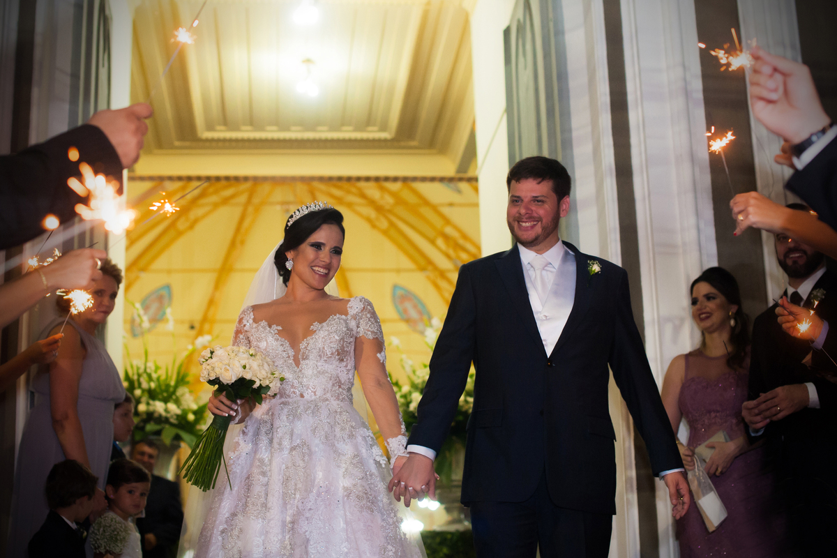 Lindo casal de noivos em fortaleza