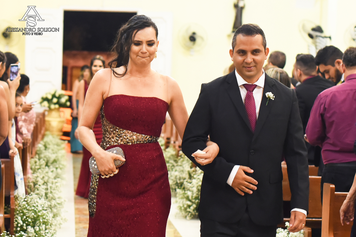 Emoção na entrada do casamento fortaleza