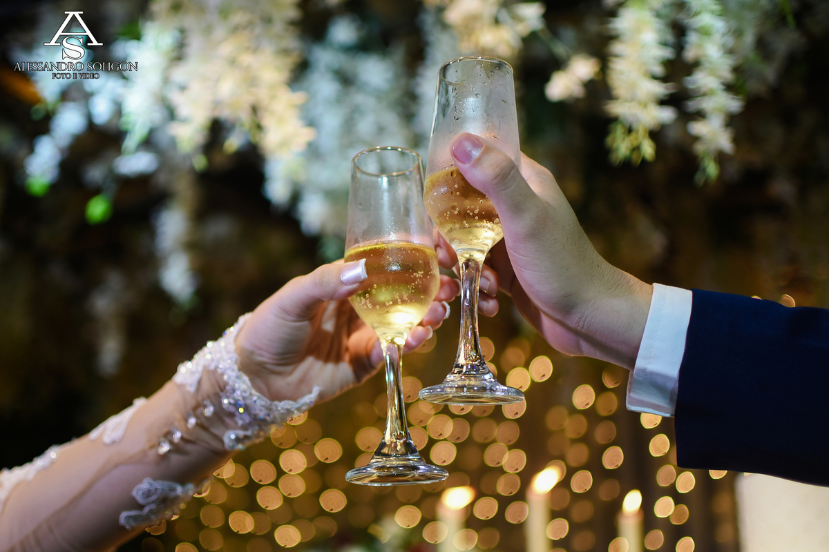 Brinde dos noivos no mango restaurante em fortaleza