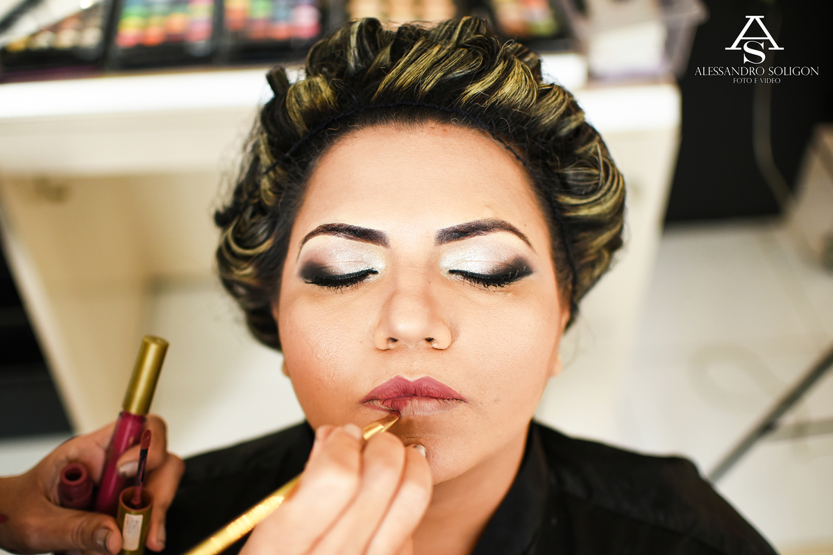 Noiva no salão de beleza em fortaleza