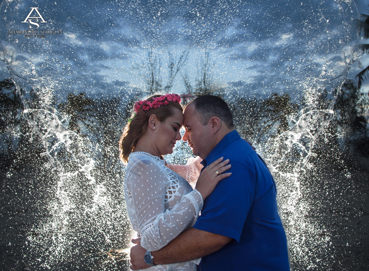 Casamento na praia do vila Galé no combuco